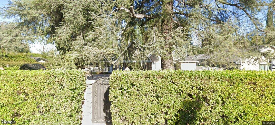 22909 Mariano St, Woodland Hills, CA 91367