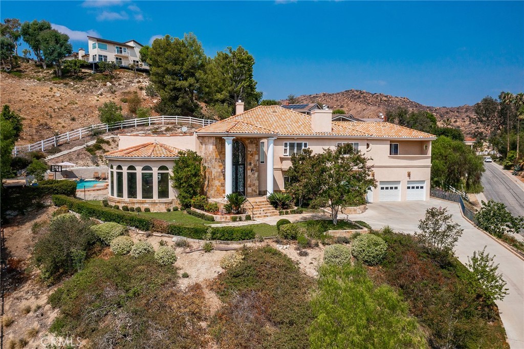 163 Dapplegray Rd, Bell Canyon, CA 91307