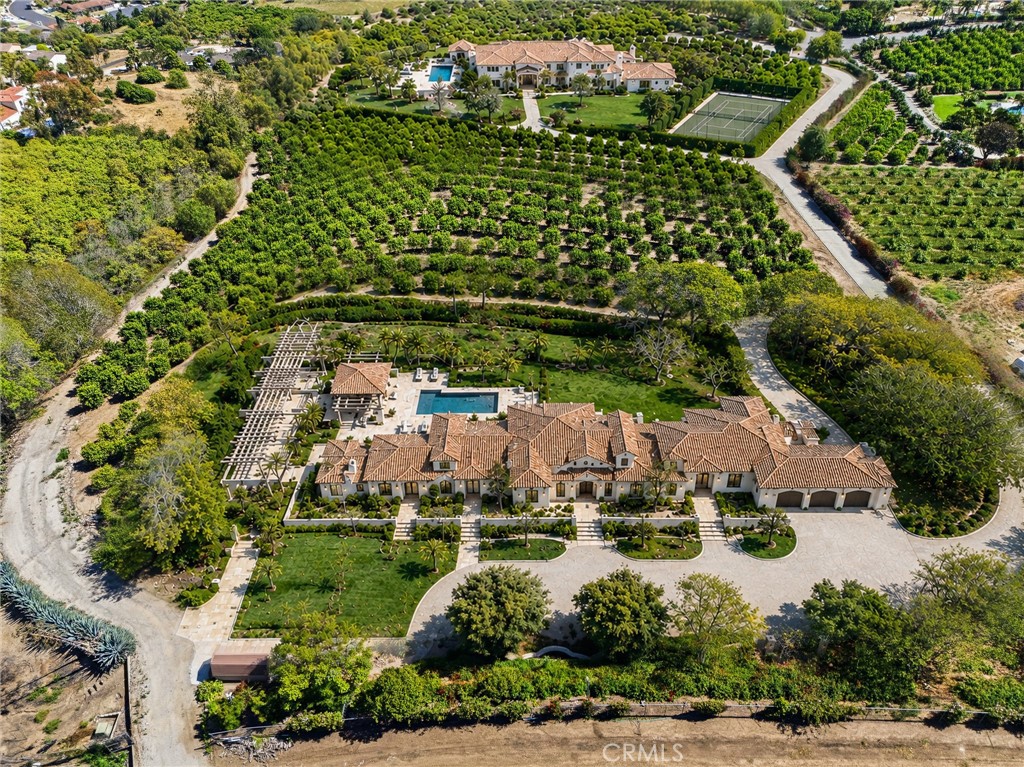 25 Encino Ave, Camarillo, CA 93010