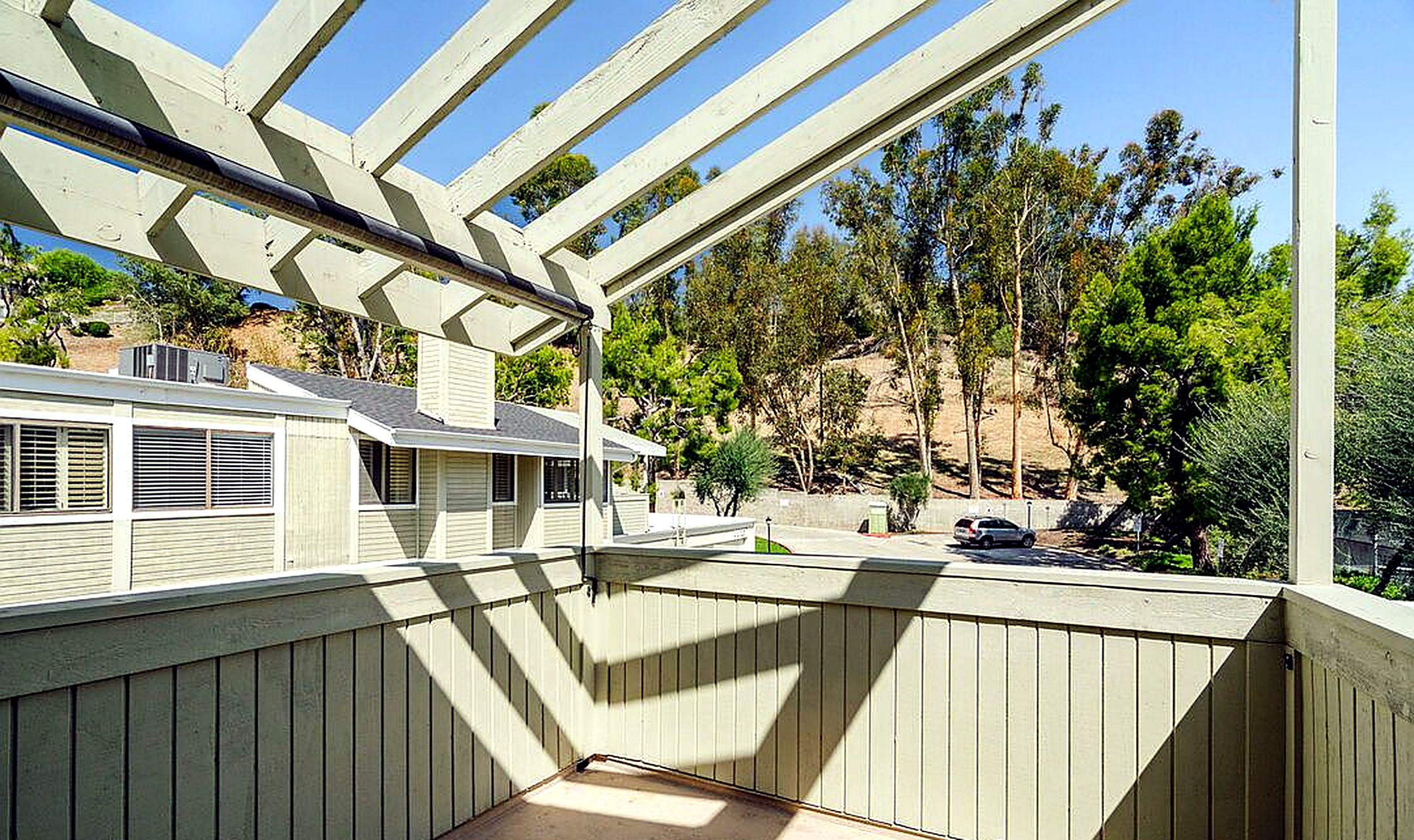 Covered patio at 22125 Burbank Blvd #7, Woodland Village, Woodland Hills