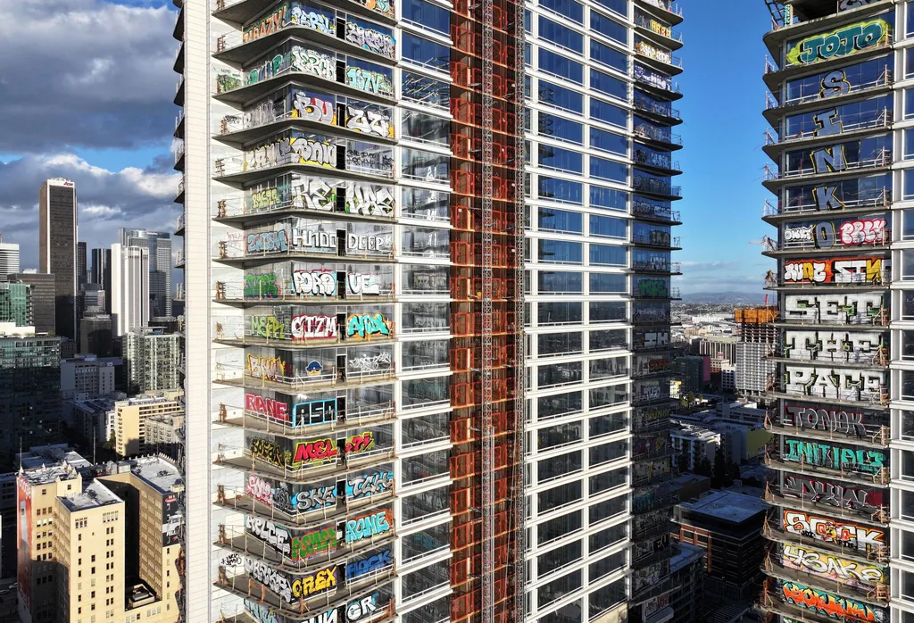 What the $470M Graffiti Towers Deal Really Signals